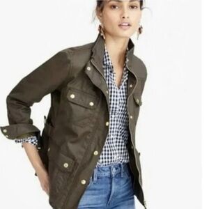 J.Crew Olive Women’s Relaxed Boyfriend Field Shirt with Gold Detail| Size L